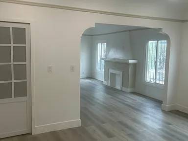 $1,750 / 2br - 1035ft2 - Stylish 2BR/1BA Renovated Home (Los Angeles)63998004931586123
