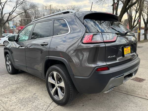 2020 Jeep Cherokee Limited 4WD - $12,995 (Brooklyn)63654711018625124