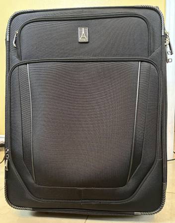 Travelpro Crew Versapack 26" Medium Rollaboard Luggage Suitcase 1