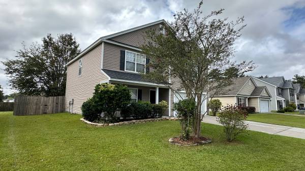 $2,400 / 3br - 2081ft2 - Spacious 3 BD Home with Loft in Bridges of Summerville (Summerville)64015947104899120
