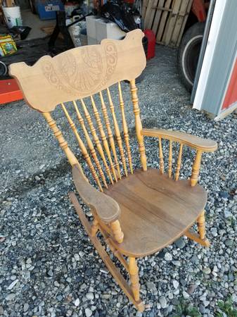 Antique wood rocking chair 1