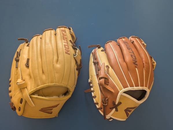 Youth Baseball gloves *new* 1