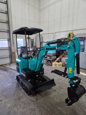 2025 AGT industrial MH12RX mini excavator 1