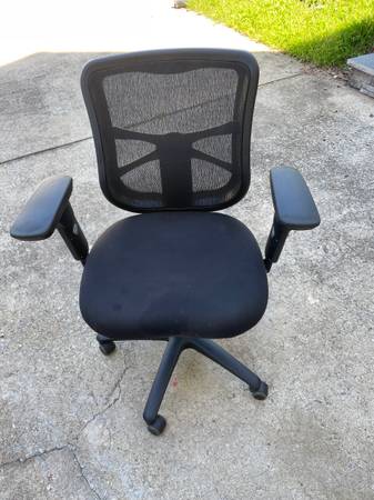 Nice Office chair - $30 (John’s creek)63470457686659120