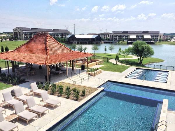 $1,829 / 2br - A New Trendy Apt with Lots of Amenities and Lux Pool! (Plano/The Colony/Frisco)63796375504897121