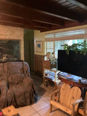 $700 / 3br - Ocala Historic District/Downtown (SE Ocala)63867269270275120