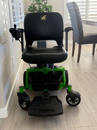 PORTABLE POWER MOBILITY WHEELCHAIR BY GOLDEN 1
