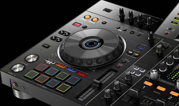 Pioneer XDJ RX2 1