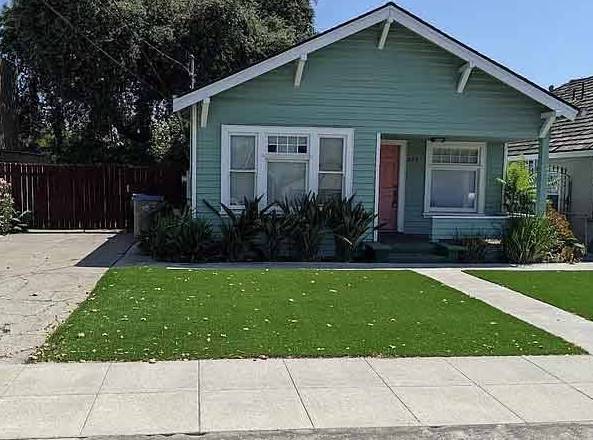 $1,035 / 2br - ~Single Family 2 bed 1 bath one story Home (San Jose, CA)64023721099011120