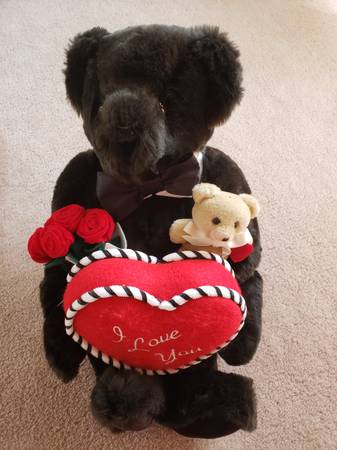 Vermont Teddy Bear Company Bear 1