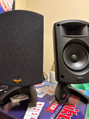 Miscellaneous speakers and audio equipment 1