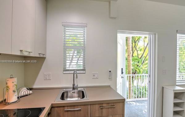 $1,800 Studio in Edgewater/Midtown (Midtown)64002012769026124