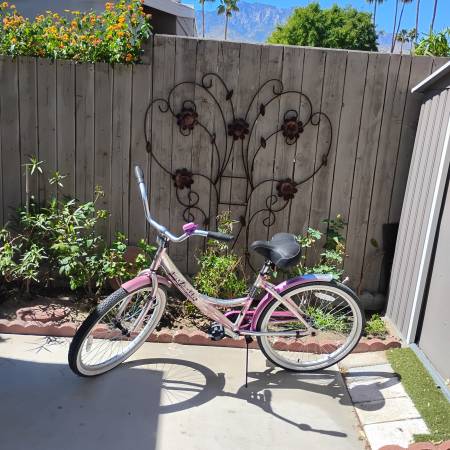 La Jolla Cruiser ladies bicycle 1