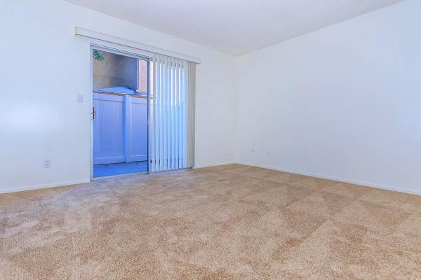 $2,085 / 1br - 750ft2 - Plush Carpeting, Ample Guest Parking, Vertical Blinds64027920179330123