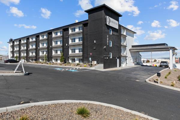 $995 / 272ft2 - 2 Months Rent Free Apply Now !!64026292362754124