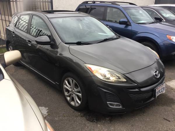 Mazda 3 2010 - $700 ($700 de pago inicial para financiar)63619328569731122