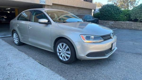 2013 Volkswagen Jetta 2.5L SE Sedán 4D - $5888,00 (6920 MIRAMAR RD, STE # 212)63440334757251124
