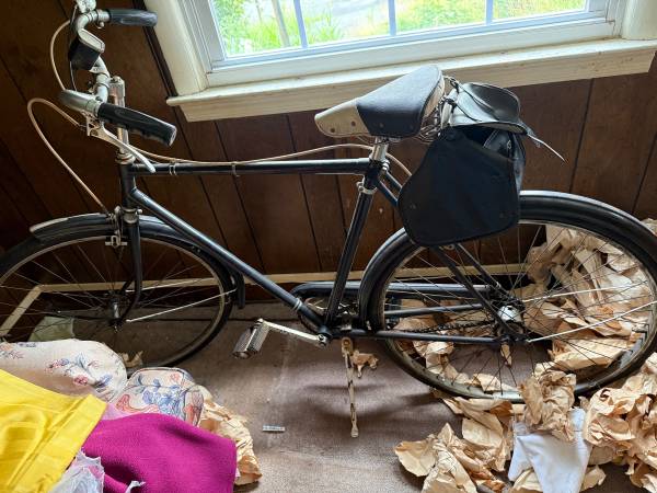 Vintage Bike Bicycle - $40 (Danbury, CT)63471365254017120