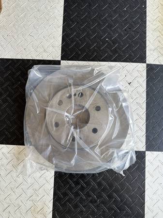 CHEVROLET 2020 SILVERADO 1500 5.3L V8 Brake Pads/Rotors/kit 1