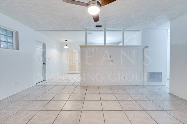 $1,899 / 3br - 1394ft2 - 505 S Ridgewood Ave (Ormond Beach)63791575849601123