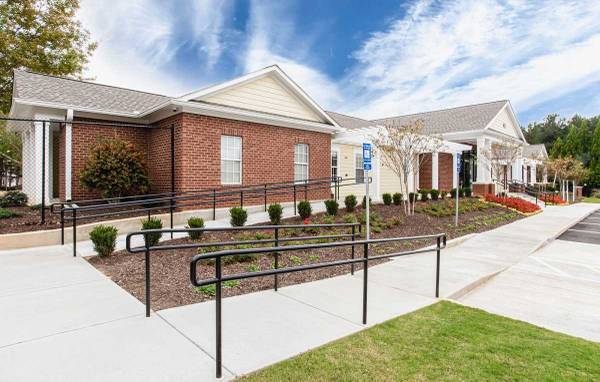$1,421 / 2br - 1150ft2 - Great space for you! Affordable 2 BR / 2 BA for rent! 1150 Sq Ft! (Covington)63963857824130123
