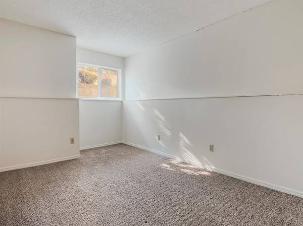 $1,250 / 1br - 1 habitación 1 baño | TOUR AHORA Y AHORRA - ALQUILA HOY - Parques panorámicos cercanos (Portland)63867270350465121