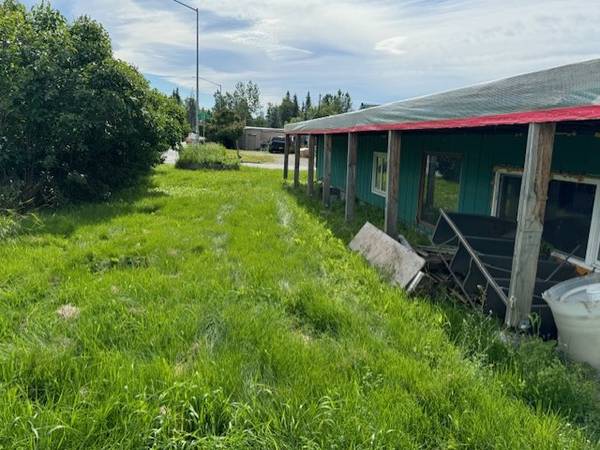 $160,000 / 3br - 1865ft2 - ANCHORAGE FIXER UPPER! (1120 Turpin Street) (Anchorage)63416612142339124