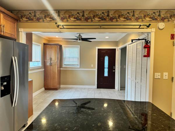 $3,750 / 4br - 4 bed 2 bath house for rent by OWNER ONLY (Bridgewater)63762803191553123
