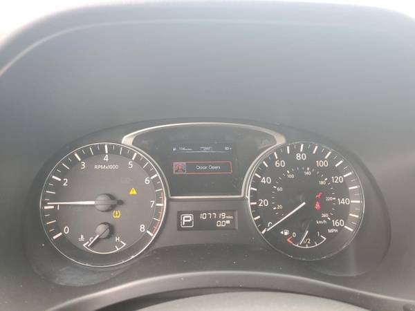 2014 Nissan Pathfinder SL - $3,70063471664657025124