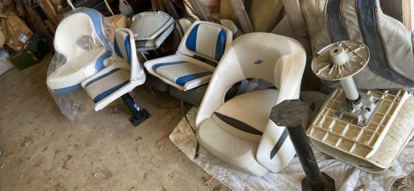 Boat seats, pontoon railings, tops, tables, ladders 1