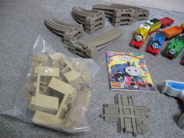 Conjunto de diseño de Thomas el Tren $45 - $45 (Marysville)63471419376001124