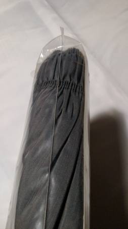 NEW Biscayne Bay DARK GRAY Wrap Around Elastic Bed Skirt KING 17" Drop - $5 (North Canton)62969133951107123