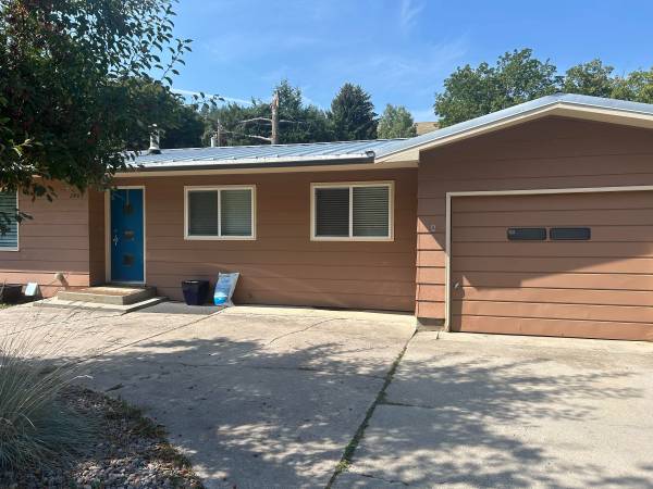 $2,795 / 4br - 4 Bedroom, 2 Bathroom in the Lower Rattlesnake!63656993468931120