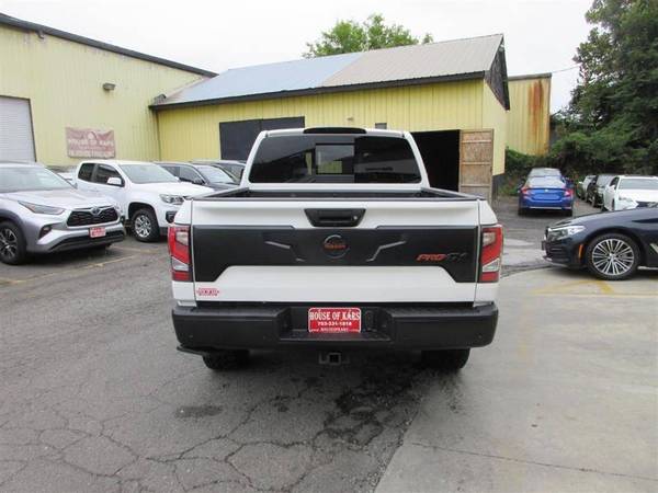 2021 Nissan Titan PRO 4X 4x4 4dr Crew Cab LLAME O ENVÍE UN MENSAJE HOY - $39,995 (+ House of Kars)63439984860161123