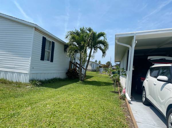 $75,000 / 2br - 1232ft2 - 2 dormitorios 2 baños en una zona muy deseable! (Pelican Bay, Micco)63823721587329124