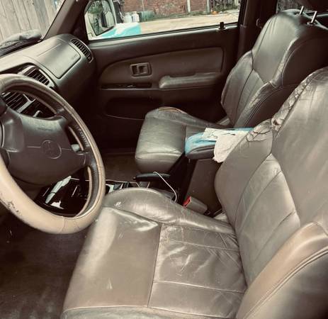 Toyota 4Runner SR5 2002 – Limpia, Piezas Nuevas, Yo Cubro la Grúa – $2 - $2,900 (New Orleans)63438987694337124