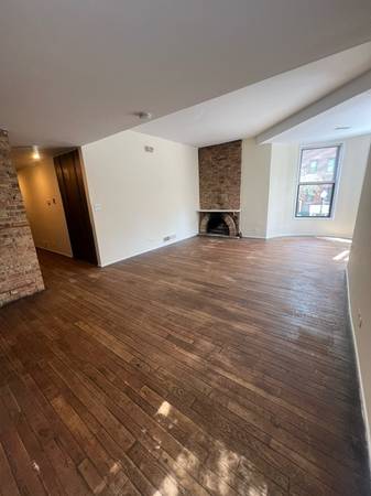 $2,895 / 2br - Lakeview East 2bd! No Sec Dep, Pets OK! DECK, FP! Marianos, B-P EL! (Lake View East)63918533589251122