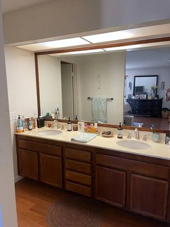 $657 / 1br - 1 bedroom, 1 bathroom and a 1 car detached garage.  New carpet and (1587 C St Hayward, CA)64045028909442124