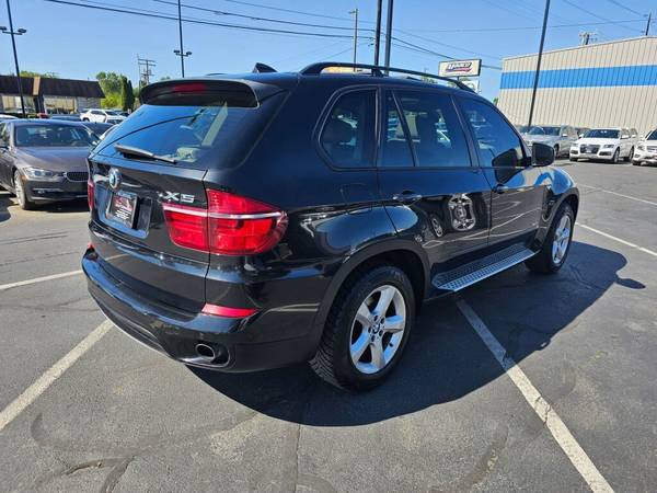 2012 BMW X5 xDrive35i - $7,999 (Pre-Owned Luxury)63475515834625124