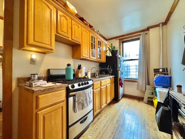 $2,150 Prospect Lefferts gardens / Crown heights - Large Studio - No fee!! (PLG / Crown heights)63661238188929123