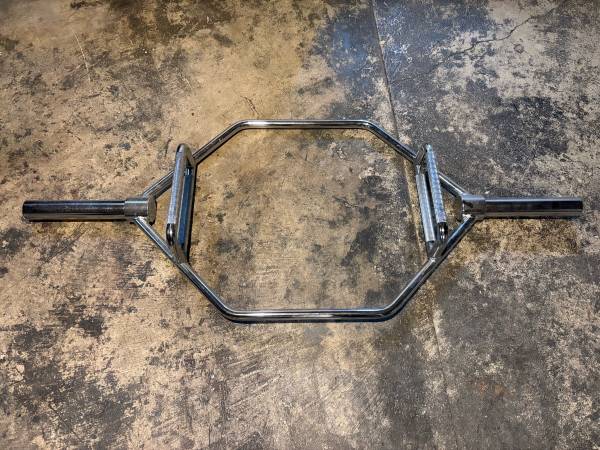 Titan Fitness Olympic 2” Hex Deadlift Bar 1