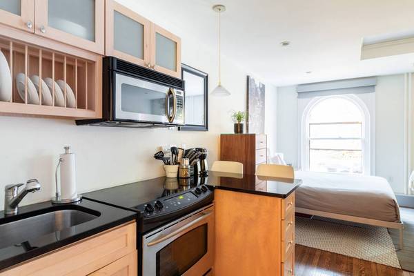 $1,900 / 600ft2 - Perfect Fenway Studio Close to All (Fenway)63802024744195123
