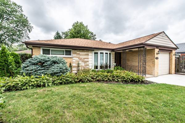 $1,165 / 2br - Casa de dos dormitorios con espacio de oficina y garaje (Niles, MI)63660195752195120