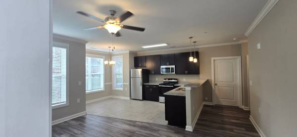 $1,725 / 2br - 1130ft2 - BRAND NEW APARTMENT HOME COMMUNITY!! (WAYNESVILLE)64029209529987124
