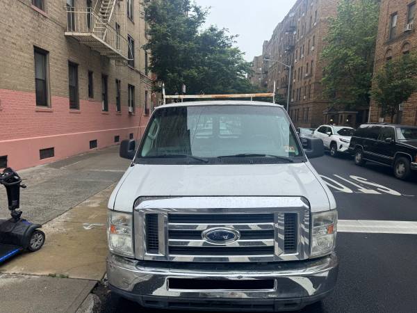 2011 ford E250 - $3,900 (85000 miles)63654714206467120