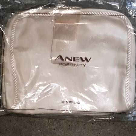 Anew Cosmetic Make-Up Bag in Package 1