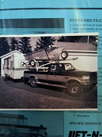 Lift-n-Load boat loader - $2,500 (Orting)63470090032769120