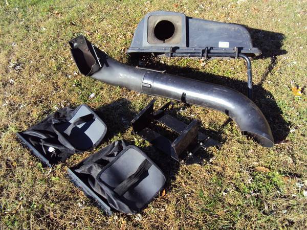 * 2 BAGGER Grass catcher - Troy-Bilt / Cub Cadet / MTD / Yard Machines 1