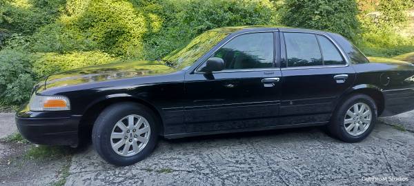 2006 Ford Crown Victoria - $2,799 (Atlanta)63620566932737120