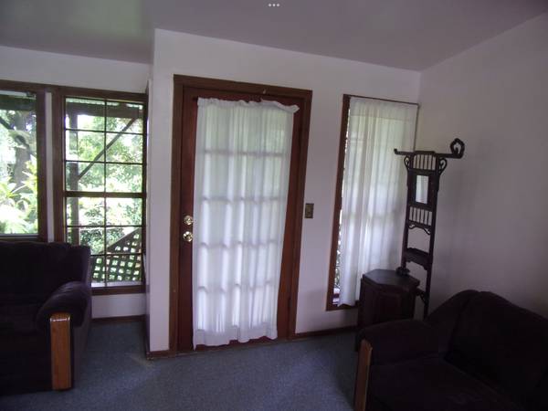 $1,900 / 2br - Casa de campo a 10 minutos del Parque Volcán (North Glennwood)63686672109313123
